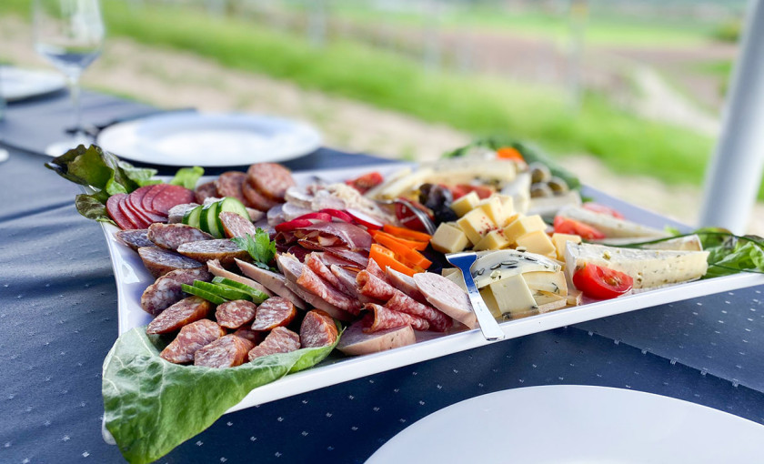 Weinbergwanderung Ulsenheim mit Verkostung und Brotzeit Bild 2