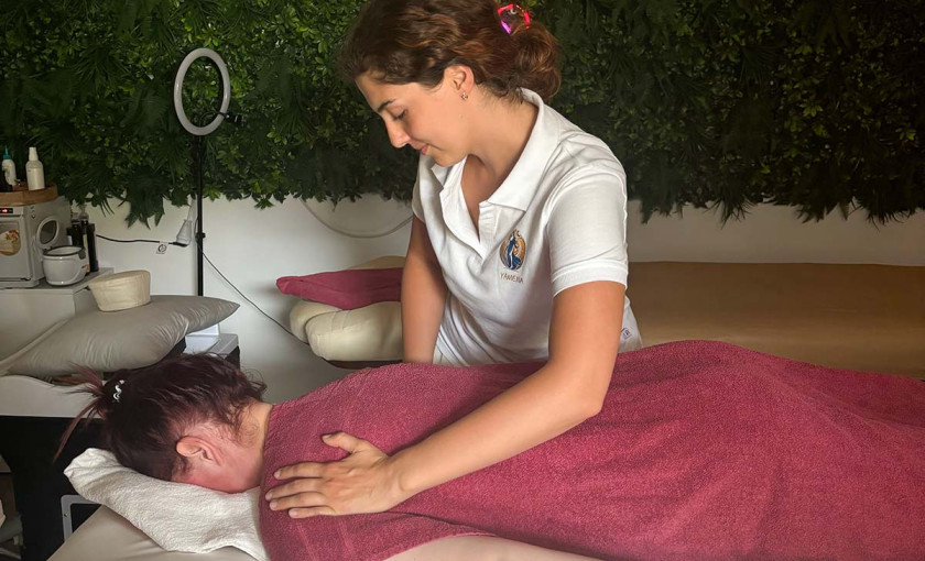 Ayurveda Massage f&uuml;r Frauen Hachenburg Bild 2