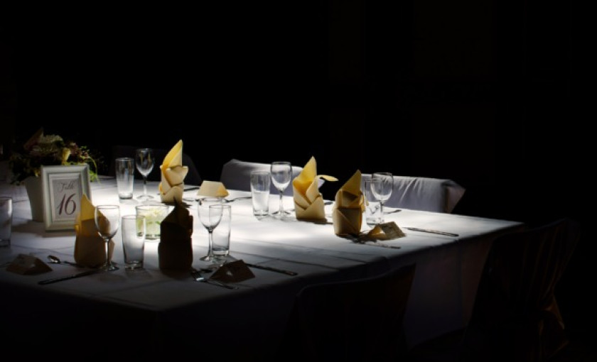 Dinner In The Dark Deluxe Essen Bild 3
