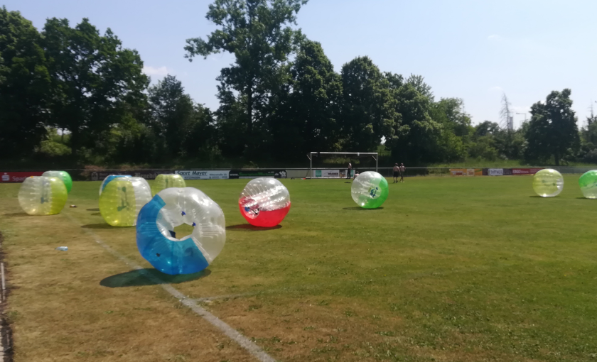 Bubble Soccer Schwarzach am Main Bild 3