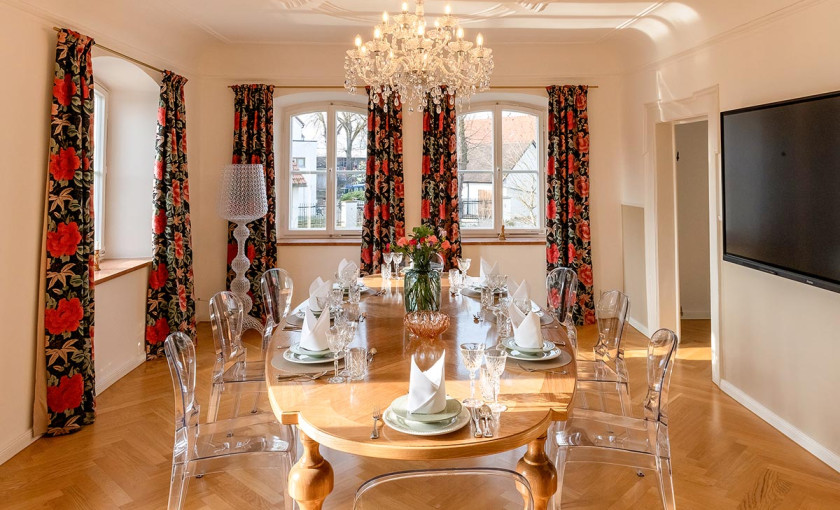 Au&szlig;ergew&ouml;hnlich &Uuml;bernachten im Schloss Rottenburg f&uuml;r 8 (2 N&auml;chte) Bild 3