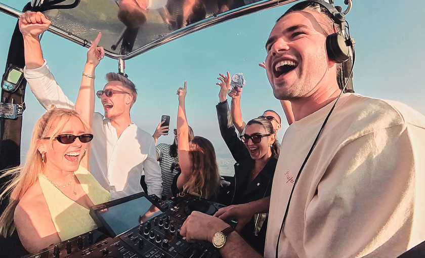 DJ im Ballon - Party auf 1000 Metern (9 Personen) Bild 5