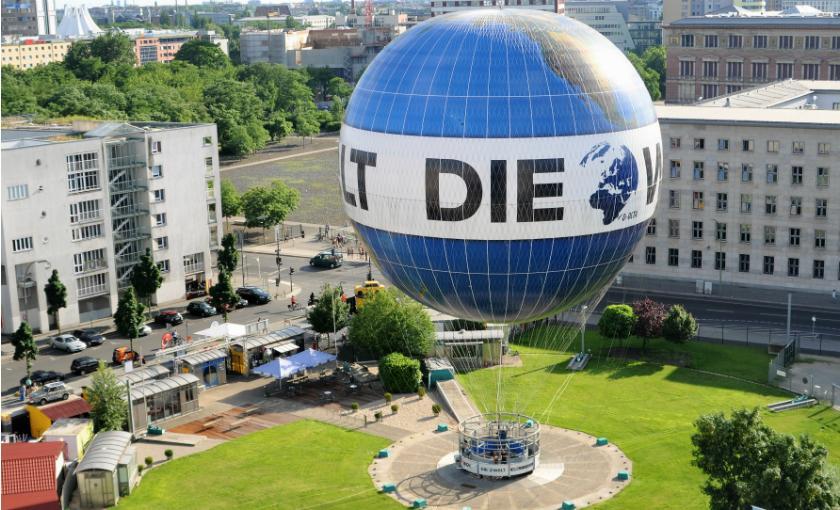 Weltballon Berlin Bild 1